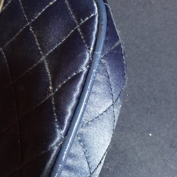 Guess Blue Sequin Sparkles Quilted Crossbody Bag - Picture 12 of 15